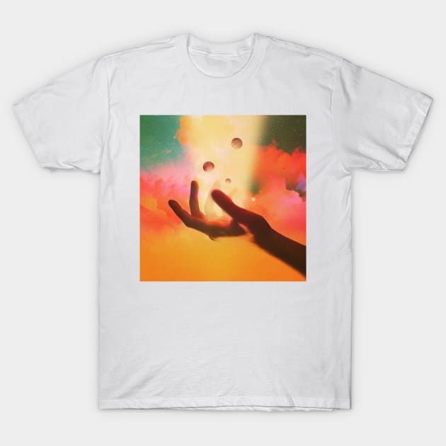 Cosmic hand T-Shirt by lacabezaenlasnubes